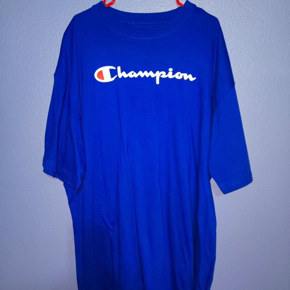 Champion tshirt